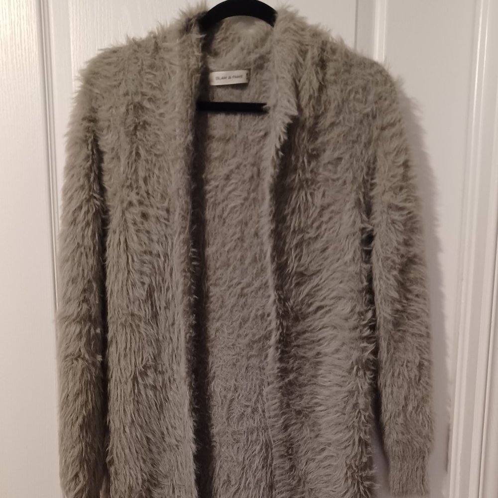 Like new women's grey Glam & Fame sweater/ coat for sale